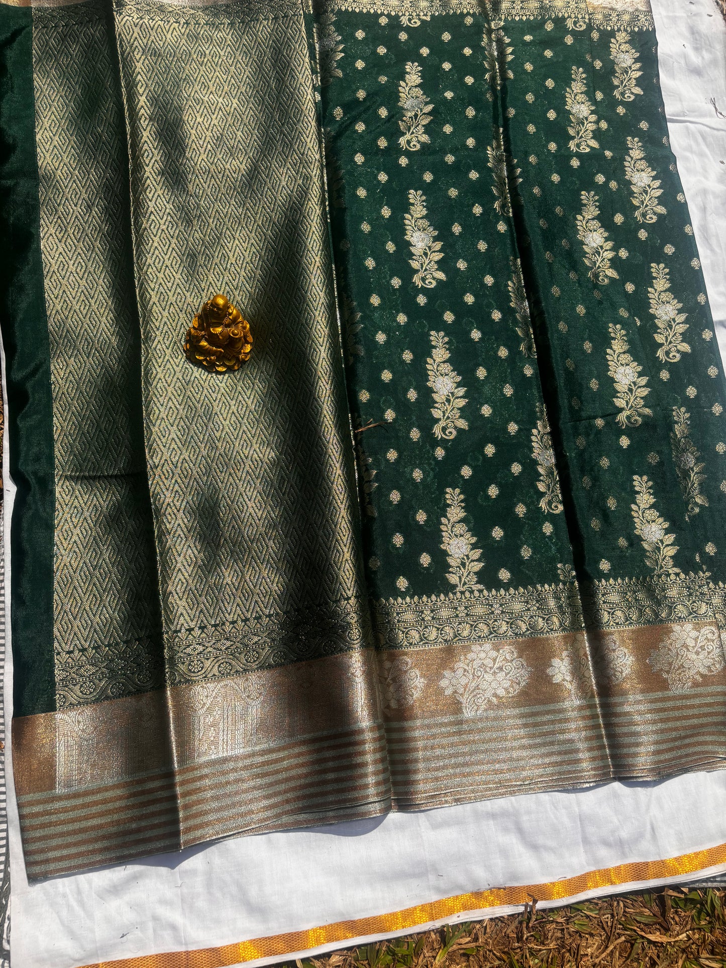 BOTTLE GREEN WARM SILK SAREE